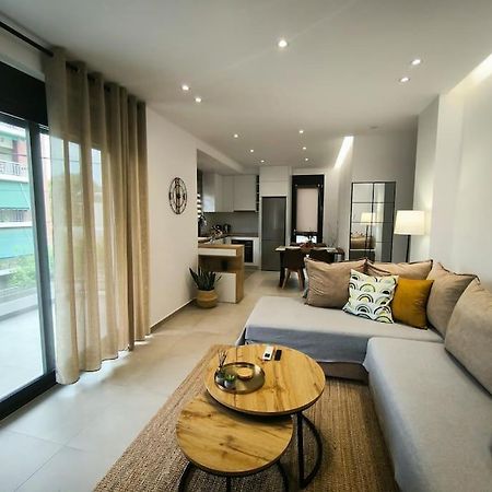 Floral Home 2 - 1St Floor Apt With Private Parking! Aten Exteriör bild